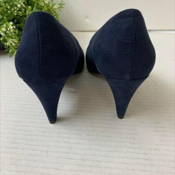 American Rag 9.5 Womens Felix Closed Toe Classic Pumps Navy Fabric Cuban Heel - Picture 3 of 10